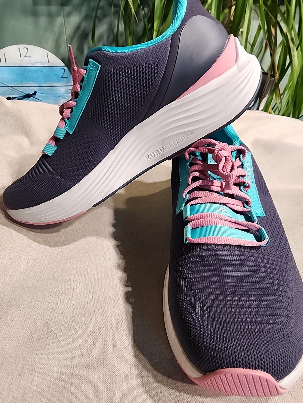 Kuru Atom 2 Women's Athletic Shoes Sneakers.  Plantar Fasciitis, Heel pain